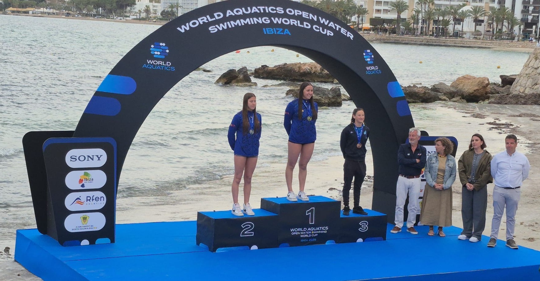 Ariadna Malo suma dos oros y dos platas en la Copa del Mundo de Aguas Abiertas en Ibiza
